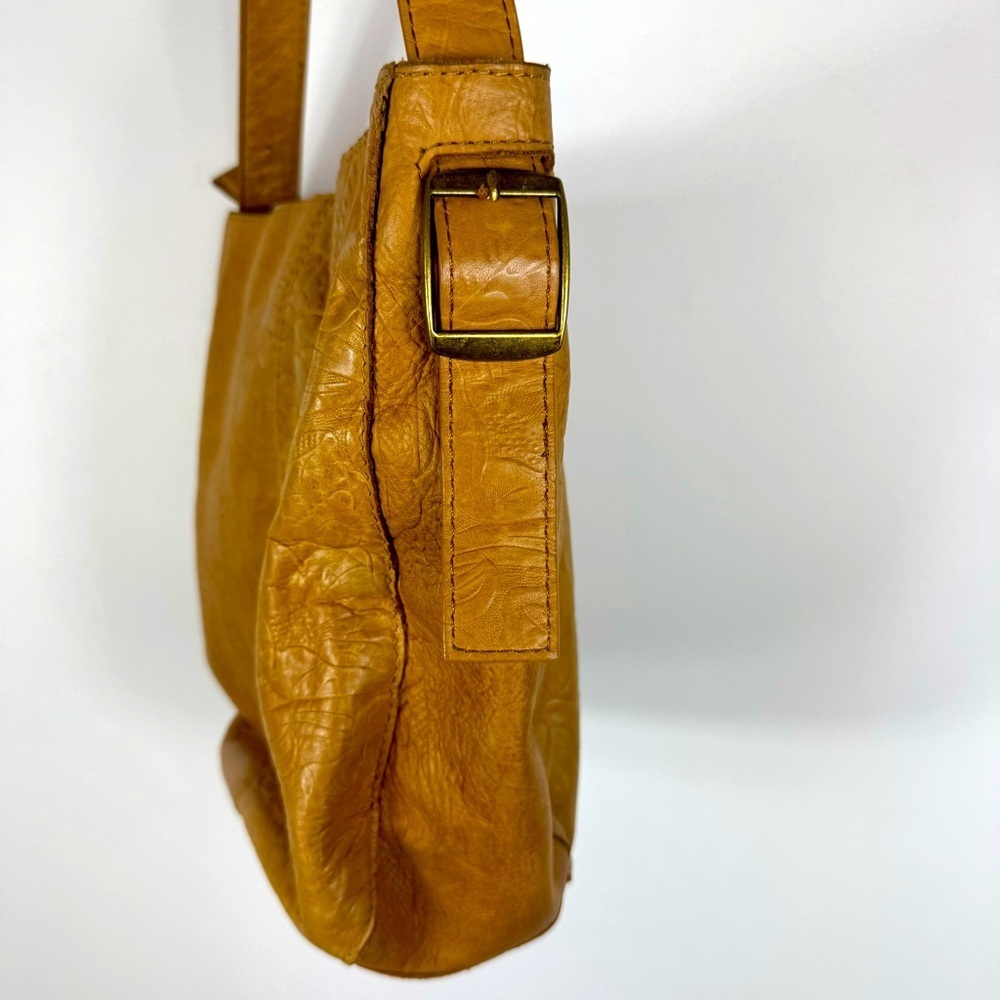 American Leather Co. Embossed Floral Flowers Tan Beige Shoulder Bag Purse - Picture 12 of 12